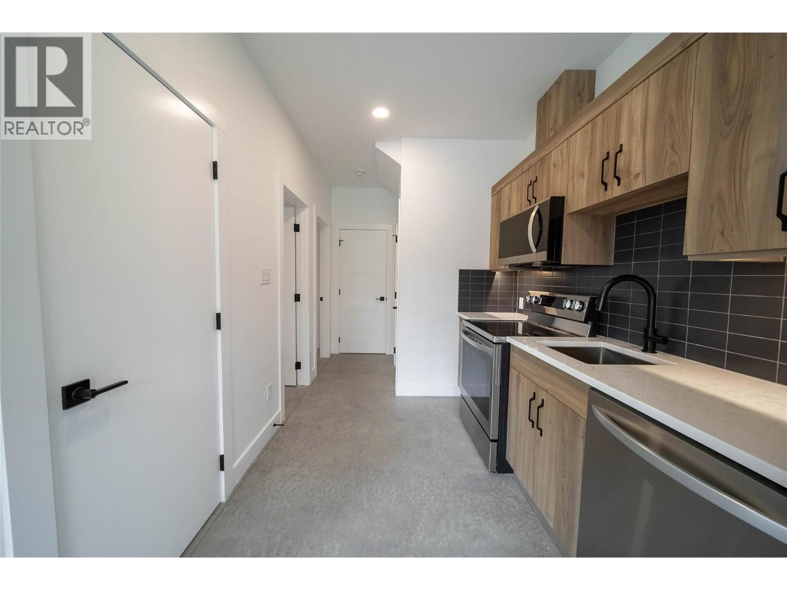 2 Huckleberry Place, Fernie