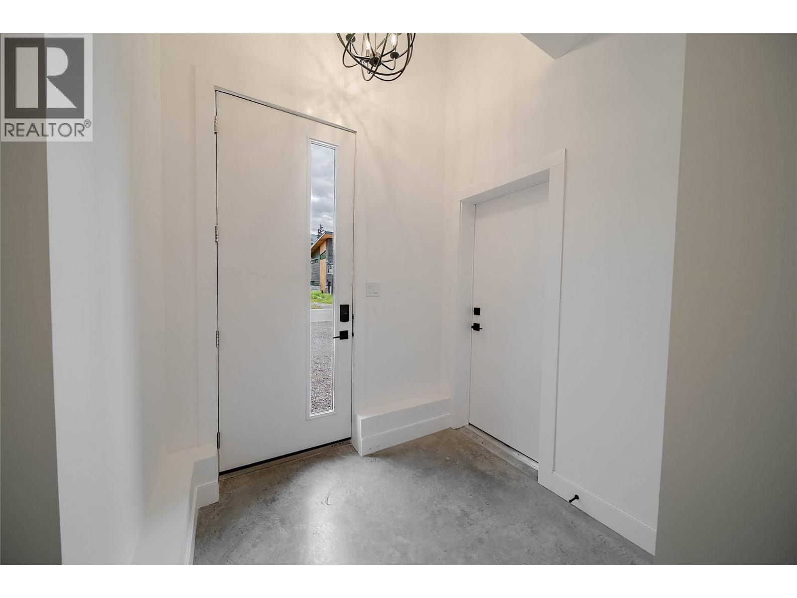 2 Huckleberry Place, Fernie