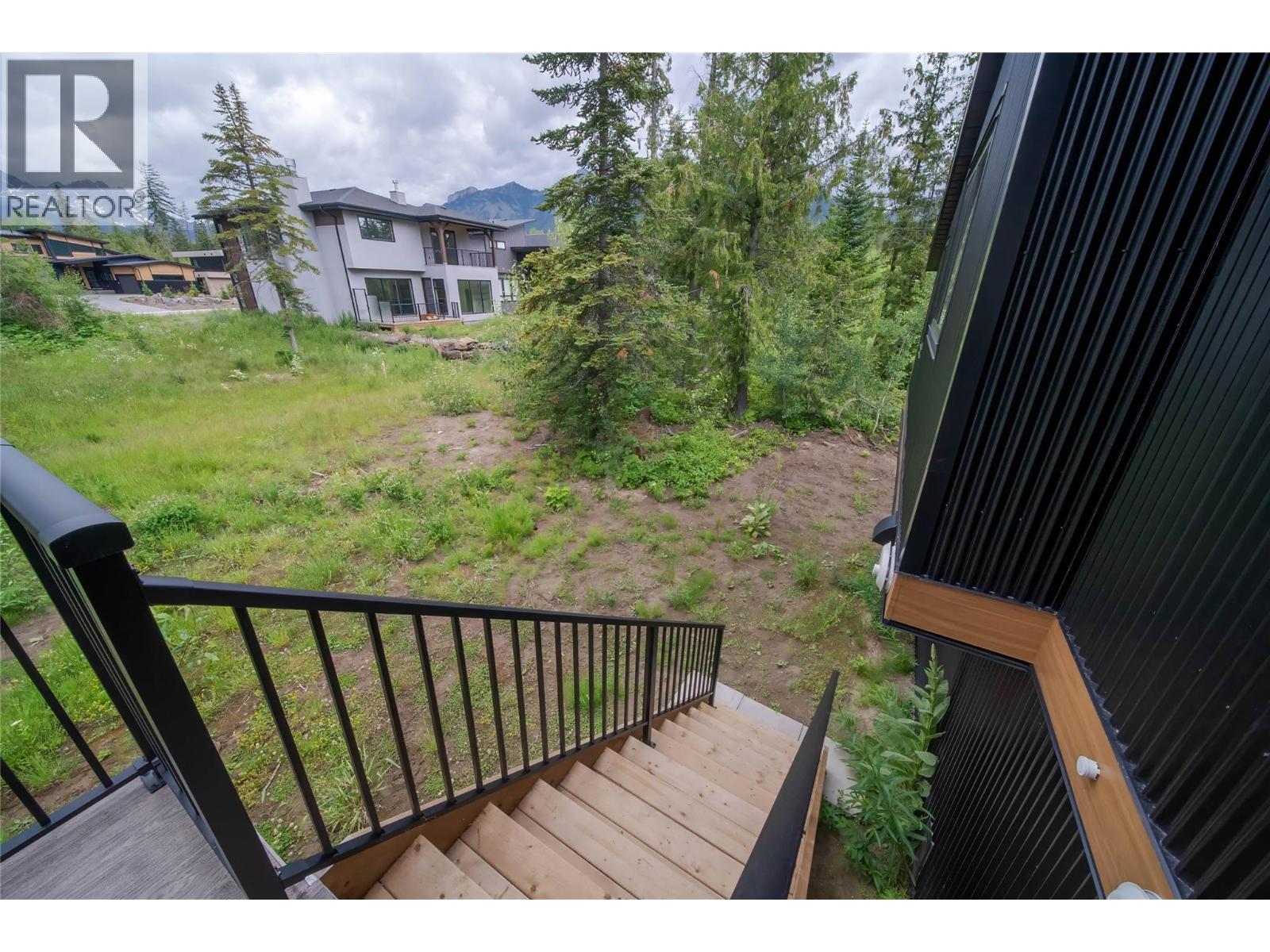 2 Huckleberry Place, Fernie