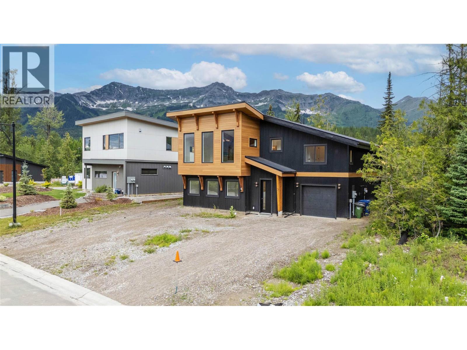2 Huckleberry Place, Fernie