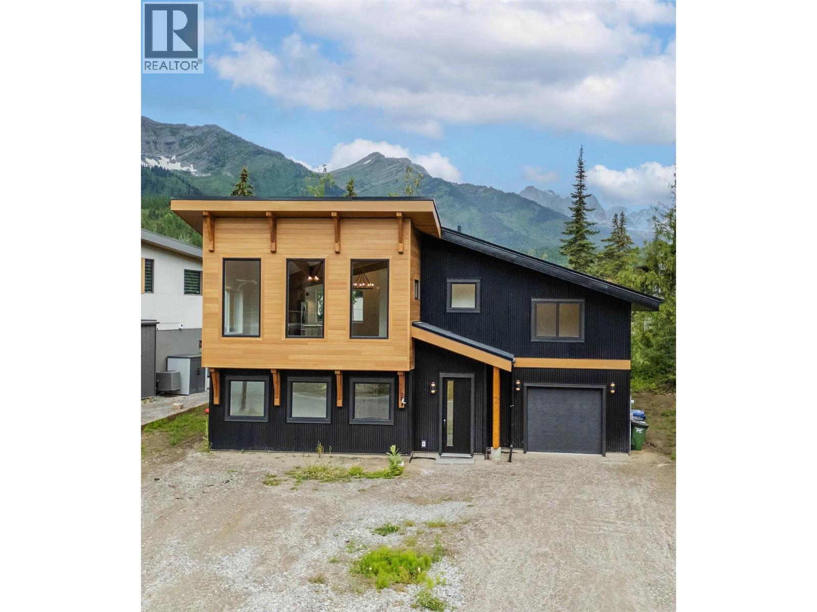 2 Huckleberry Place, Fernie