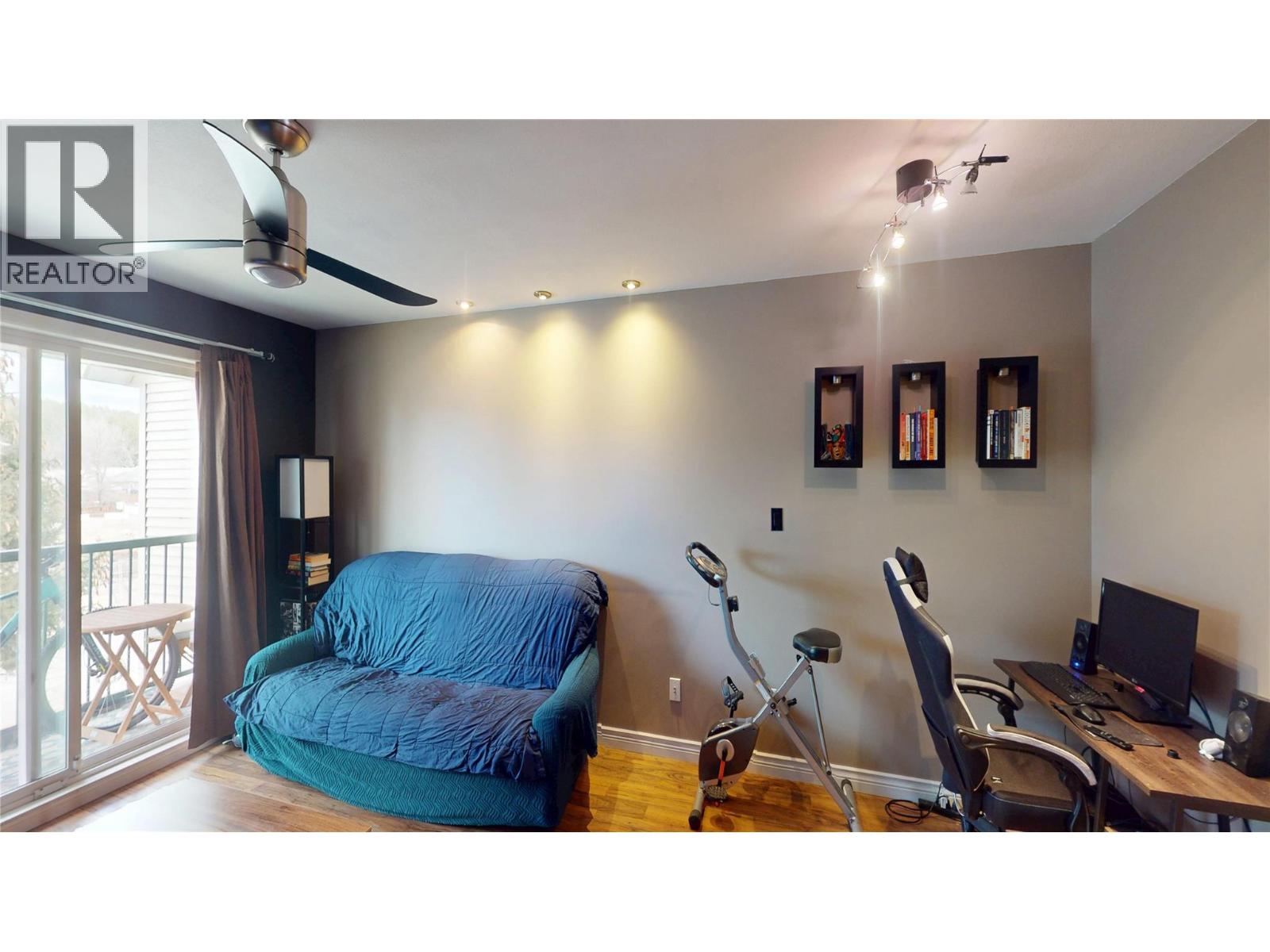 1004 23RD Avenue N Unit# 214, Cranbrook