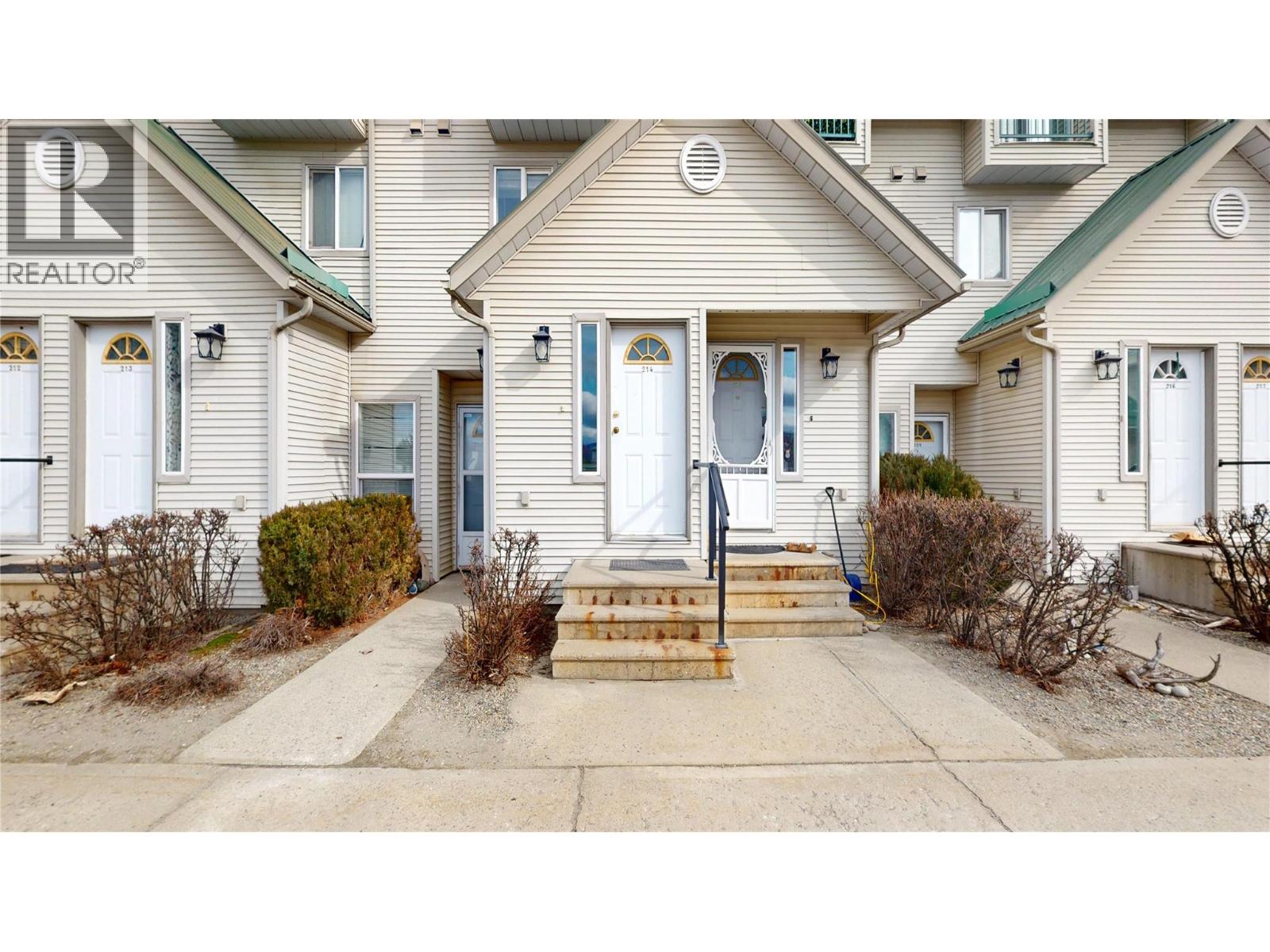 1004 23RD Avenue N Unit# 214, Cranbrook