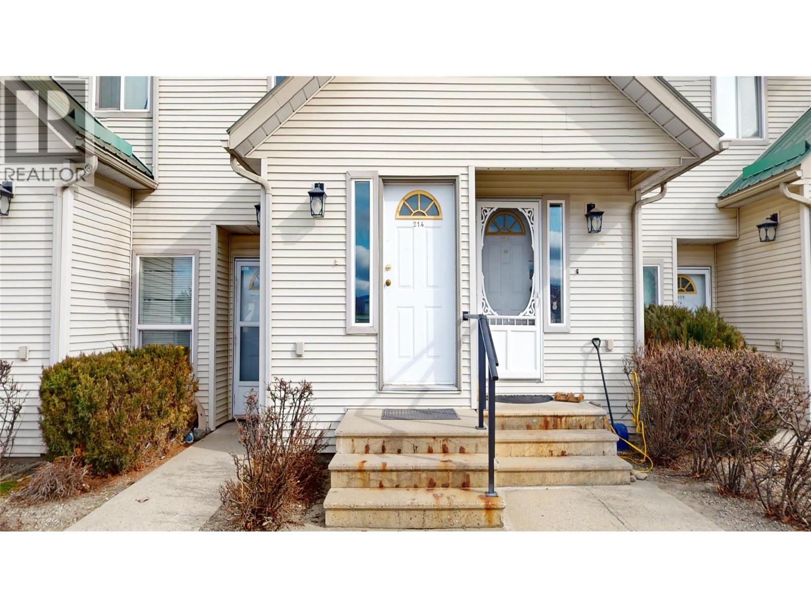 1004 23RD Avenue N Unit# 214, Cranbrook