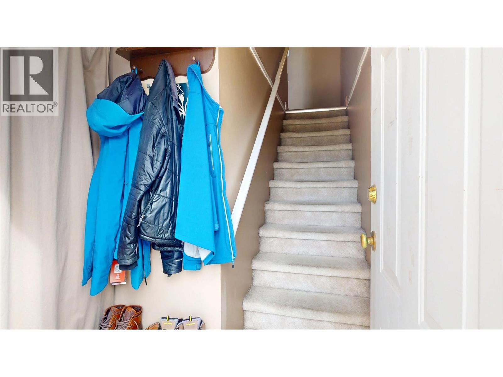 1004 23RD Avenue N Unit# 214, Cranbrook