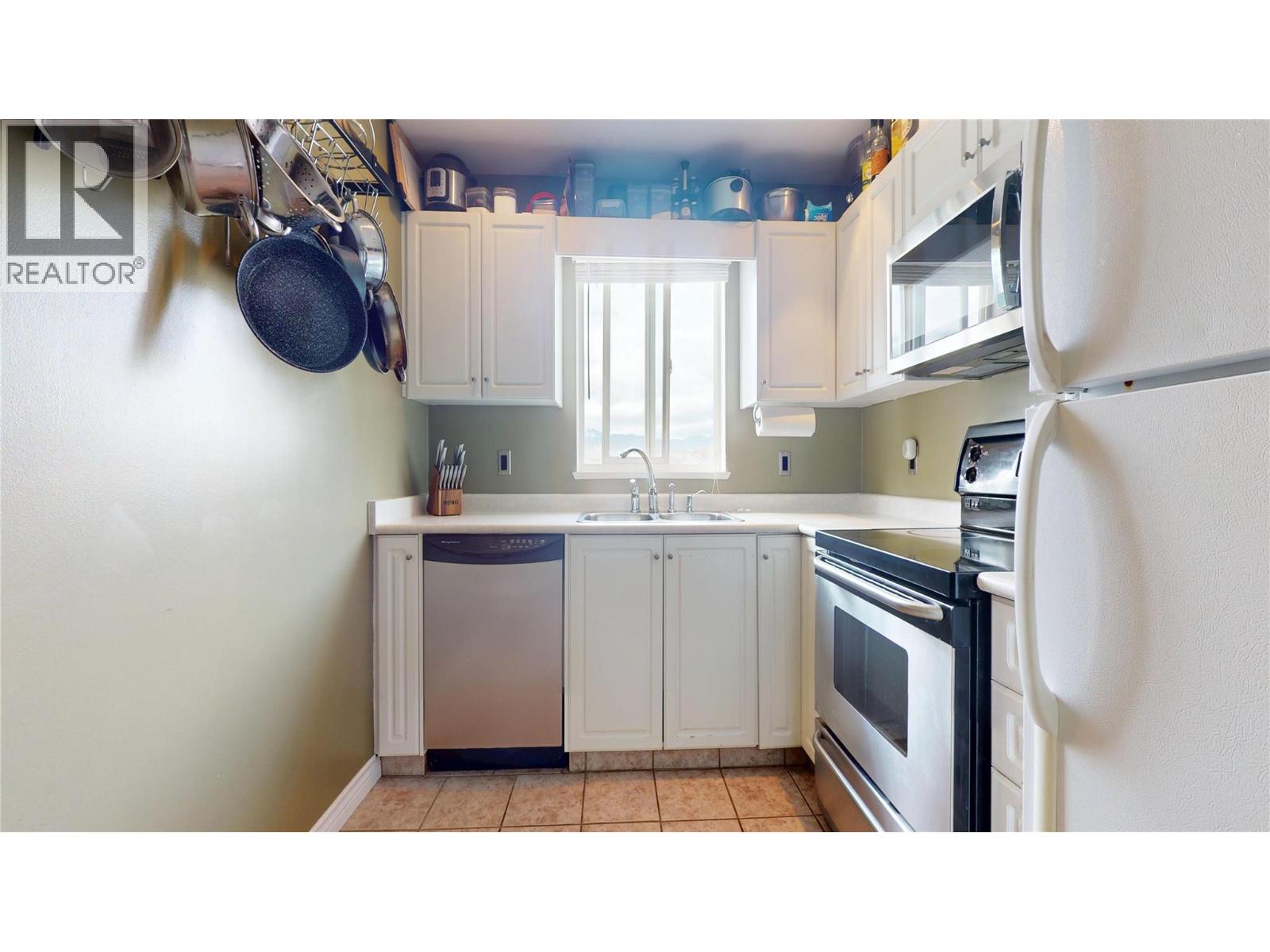 1004 23RD Avenue N Unit# 214, Cranbrook