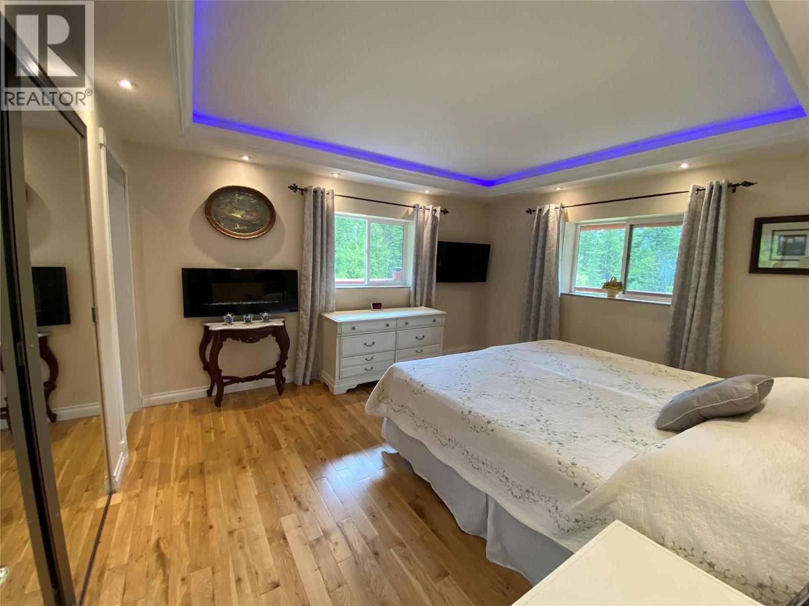 4405 Erie Ross-Spur Road, Salmo