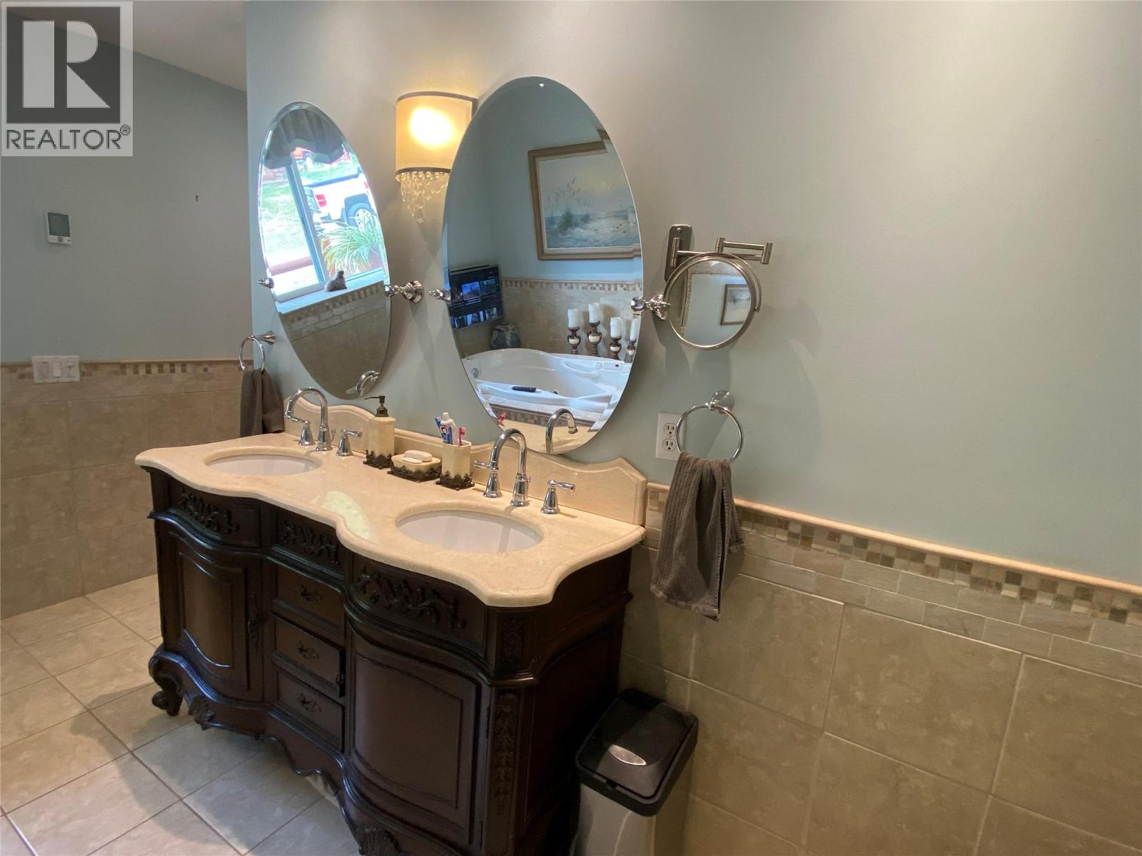 4405 Erie Ross-Spur Road, Salmo