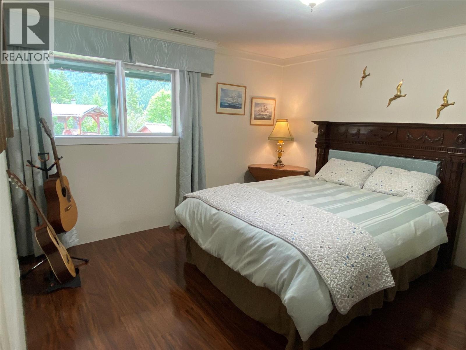 4405 Erie Ross-Spur Road, Salmo