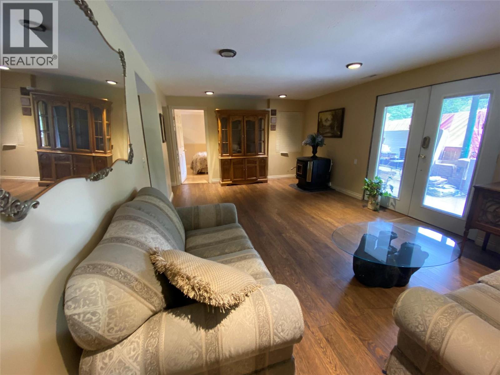 4405 Erie Ross-Spur Road, Salmo