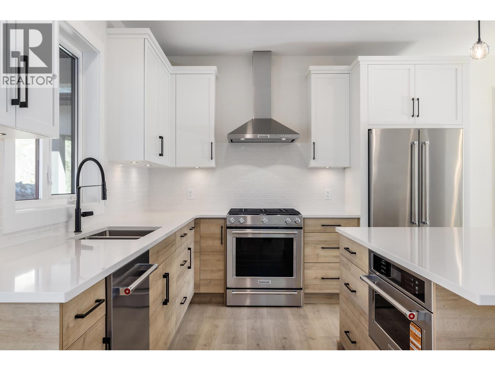 796 Kuipers Crescent Crescent Unit# 27, Kelowna