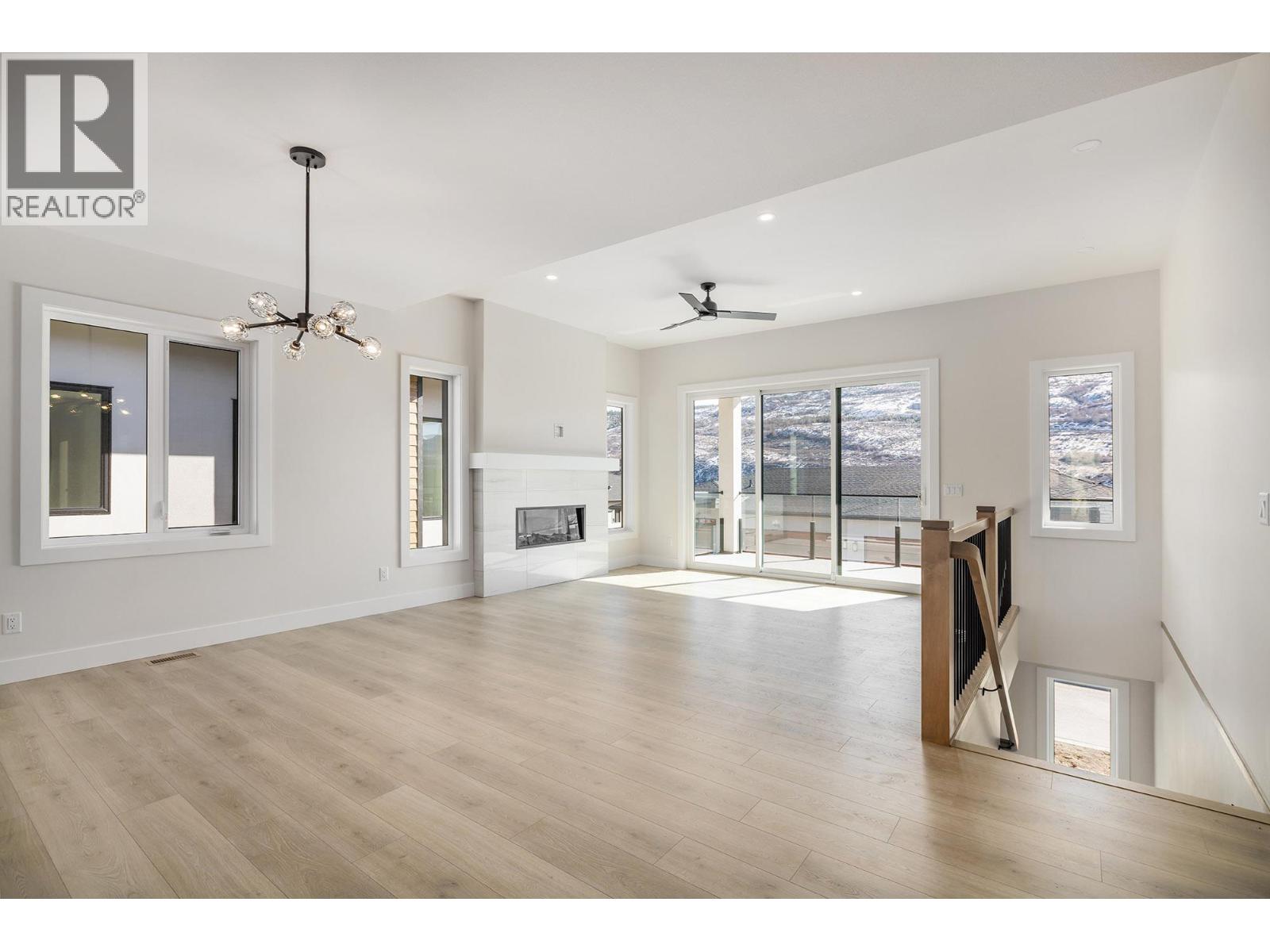 796 Kuipers Crescent Crescent Unit# 27, Kelowna