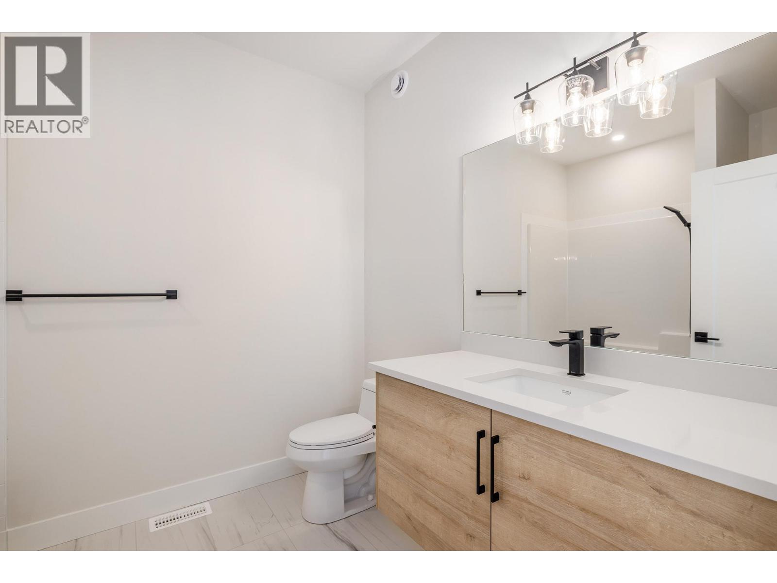 796 Kuipers Crescent Crescent Unit# 24, Kelowna