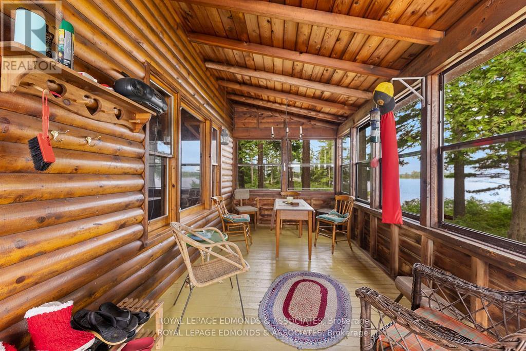 0 WABEWAWA ISLAND - 26