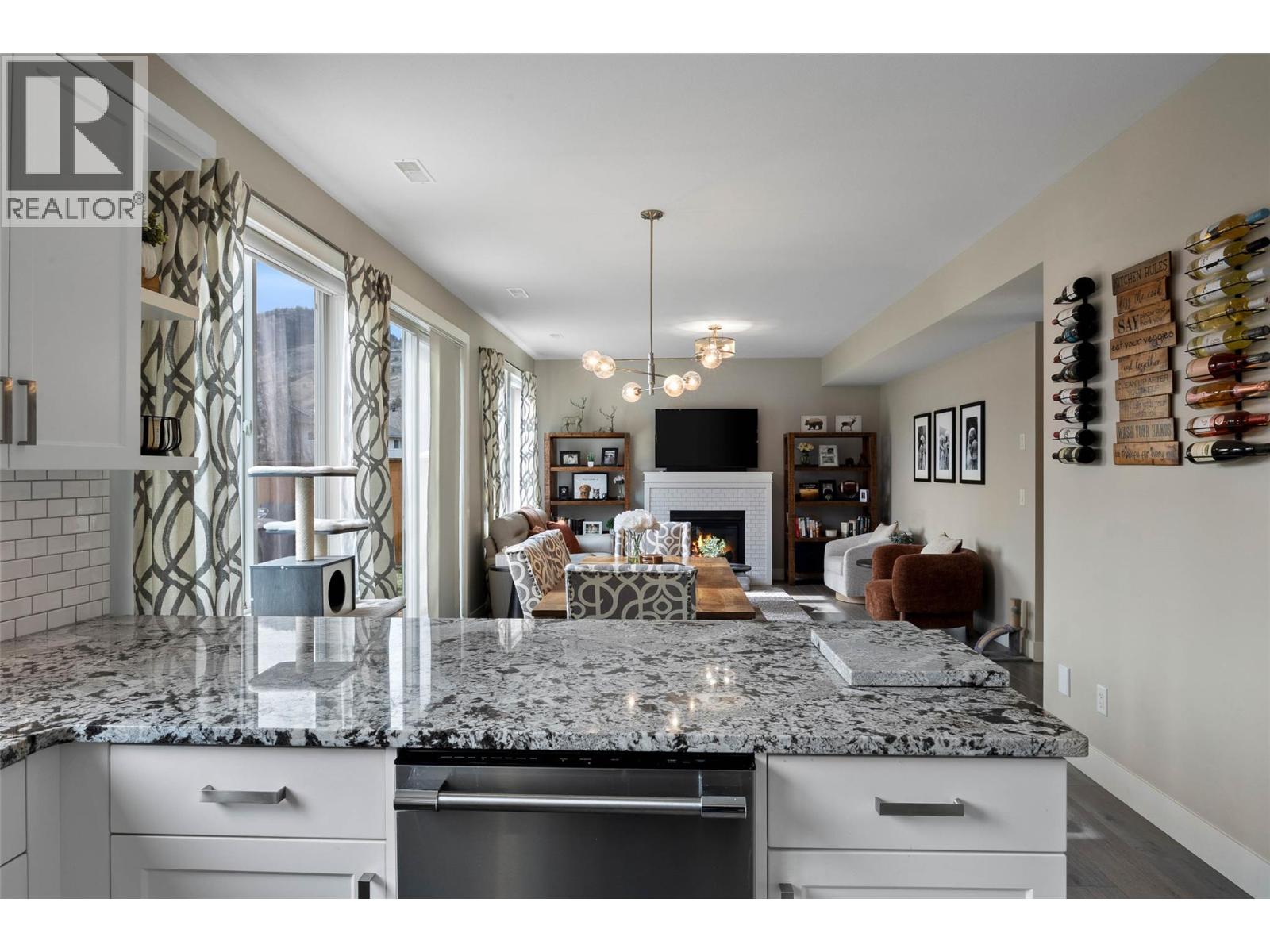 733 HAYWARD Place, Kamloops