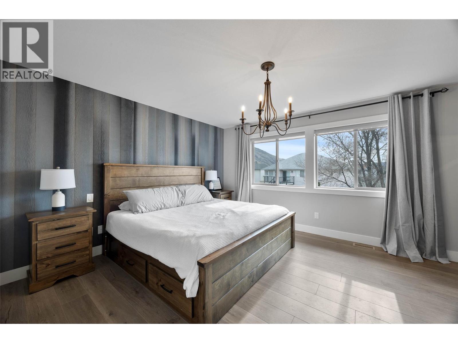 733 HAYWARD Place, Kamloops