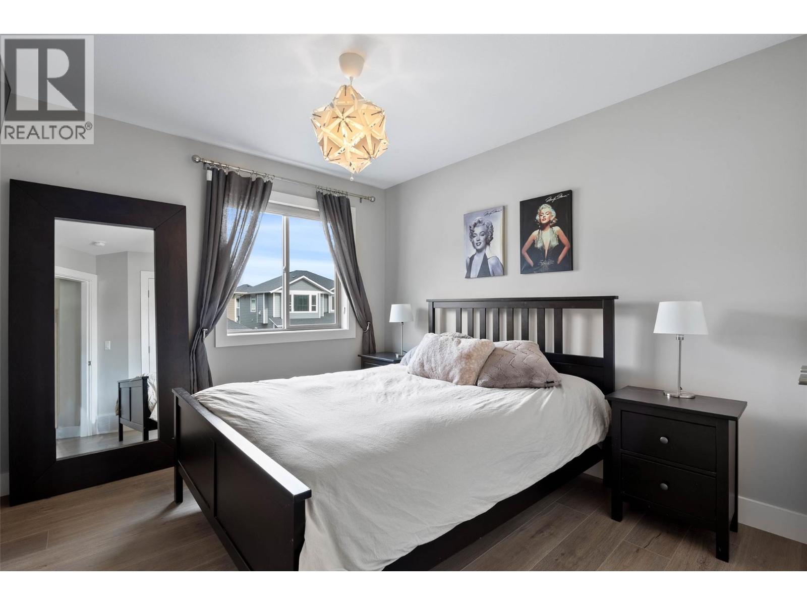 733 HAYWARD Place, Kamloops