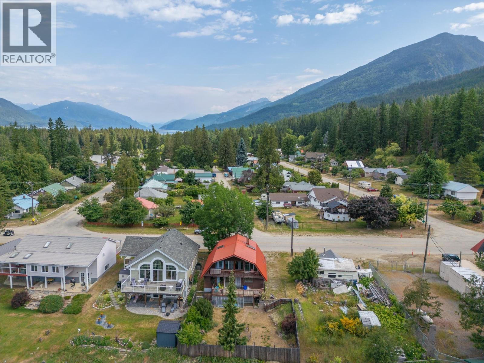 309 FOWLER Street, Riondel