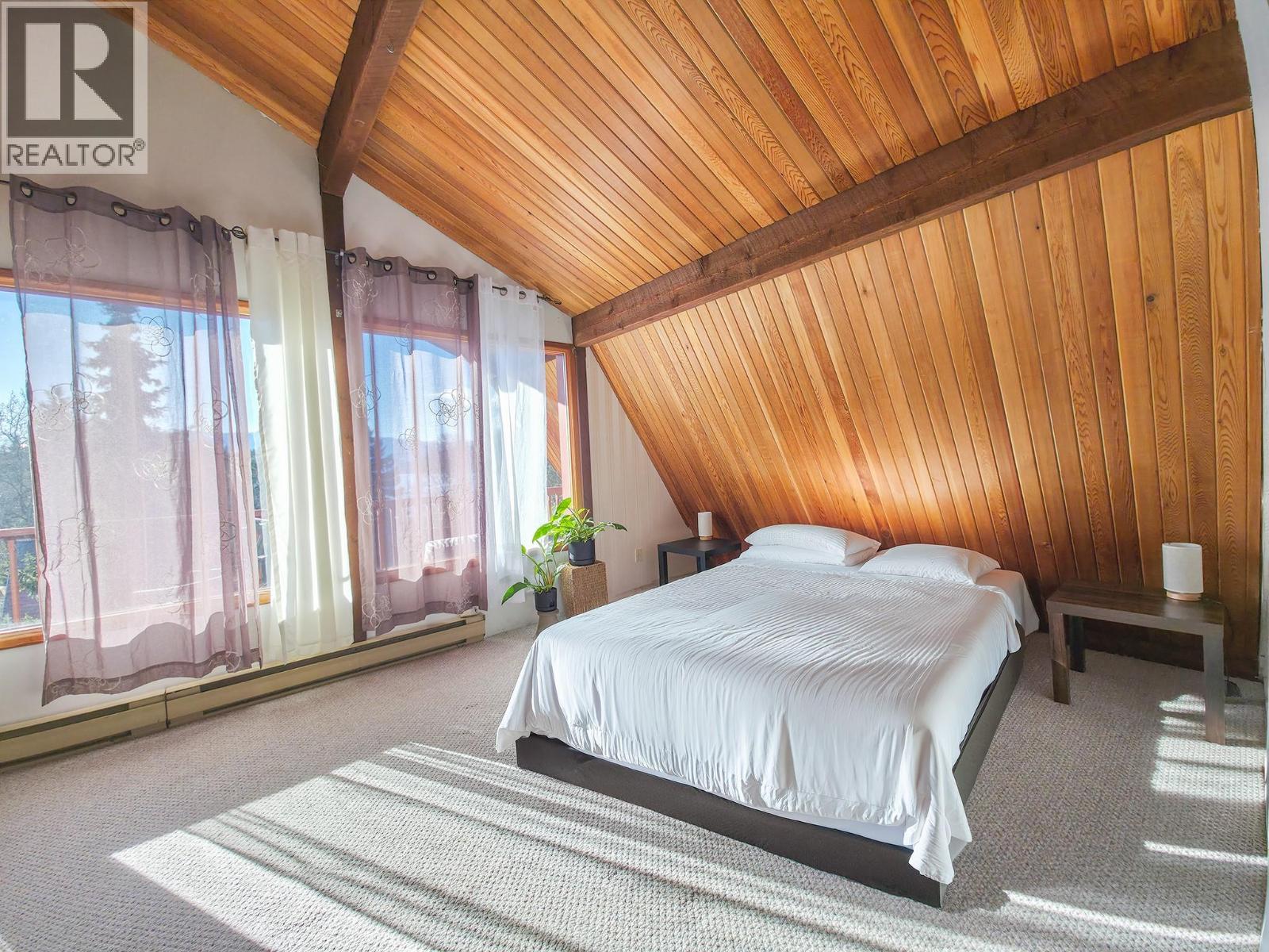 309 FOWLER Street, Riondel