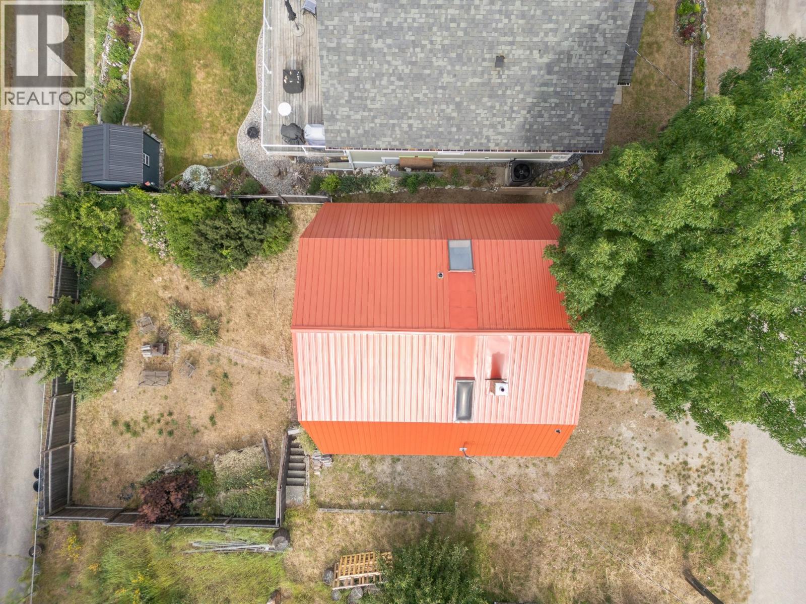 309 FOWLER Street, Riondel