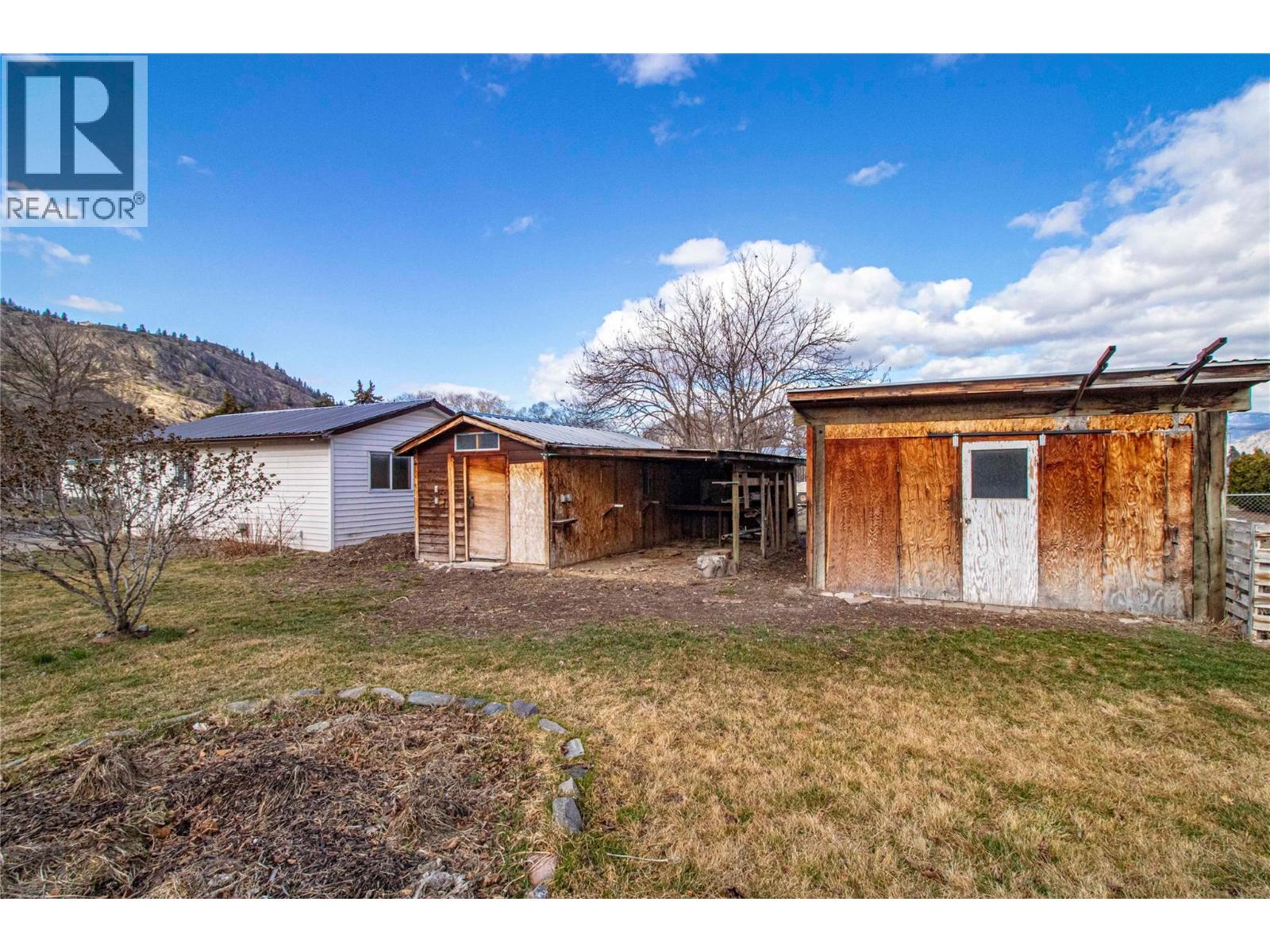 7171 ISLAND WAY Road, Oliver