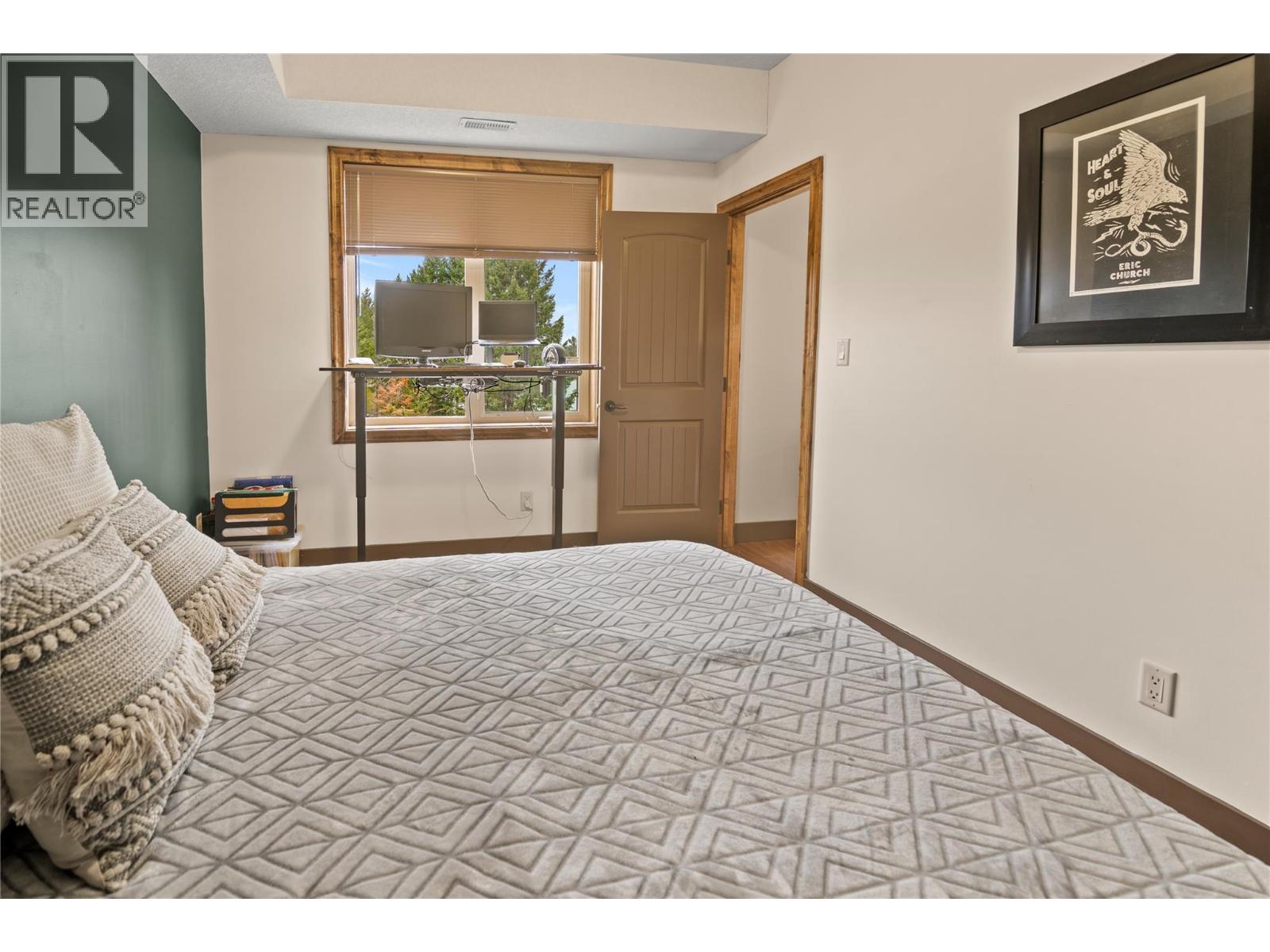 #2206 7495 Columbia Avenue - 28