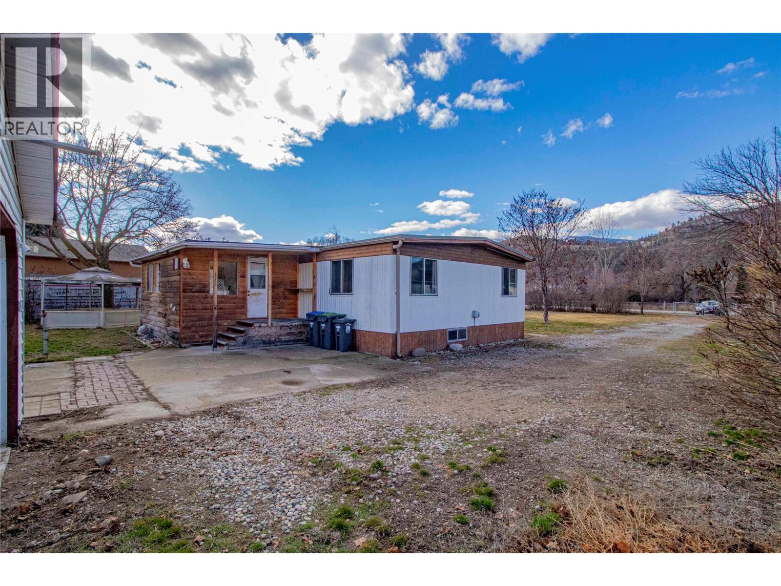 7171 ISLAND WAY Road, Oliver