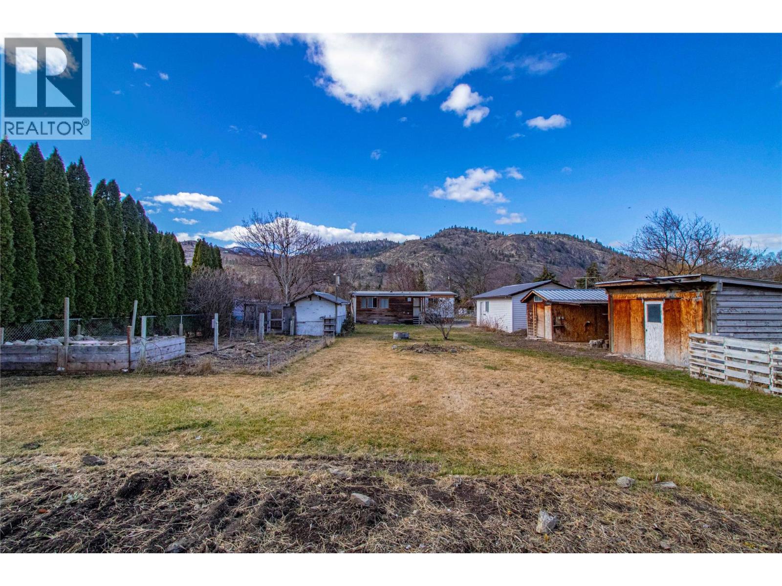 7171 ISLAND WAY Road, Oliver