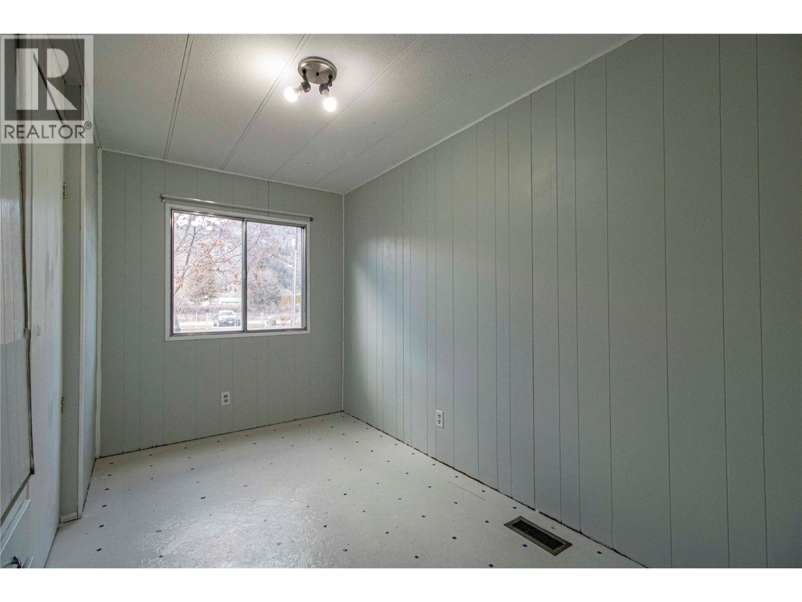 7171 ISLAND WAY Road, Oliver