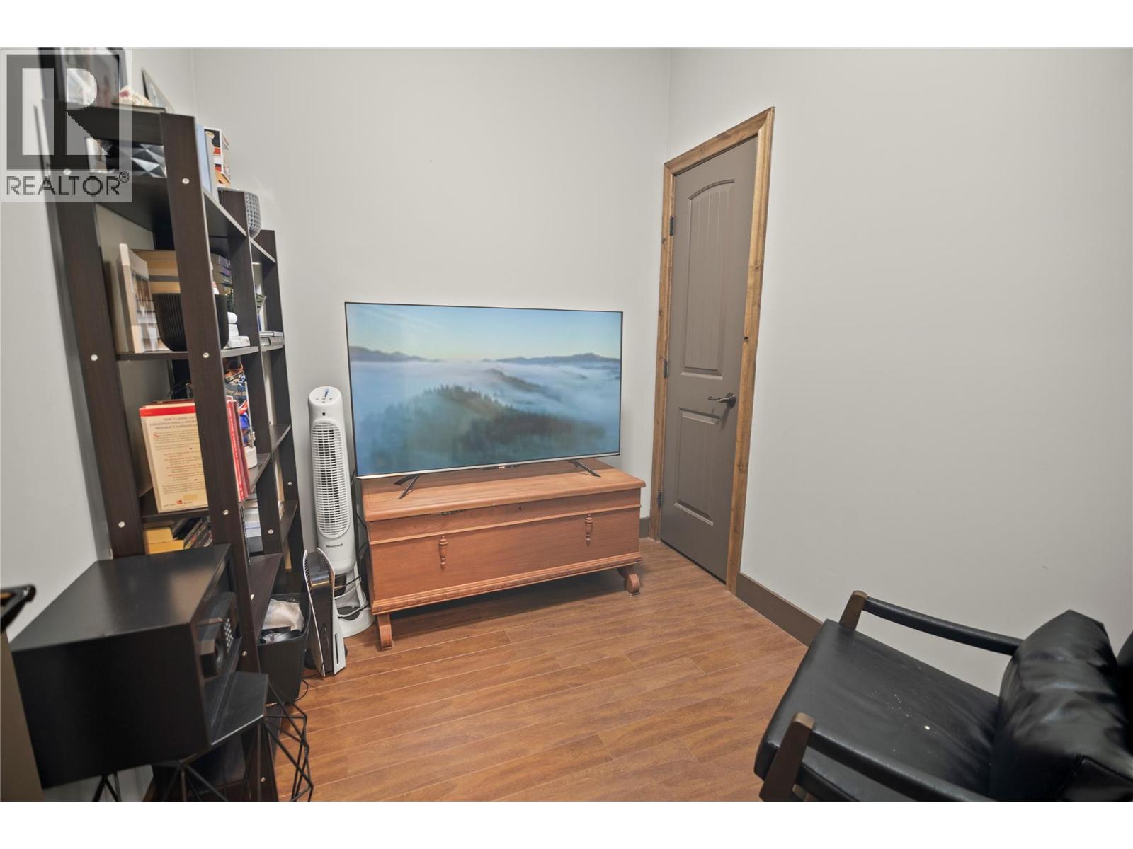 #2206 7495 Columbia Avenue - 30