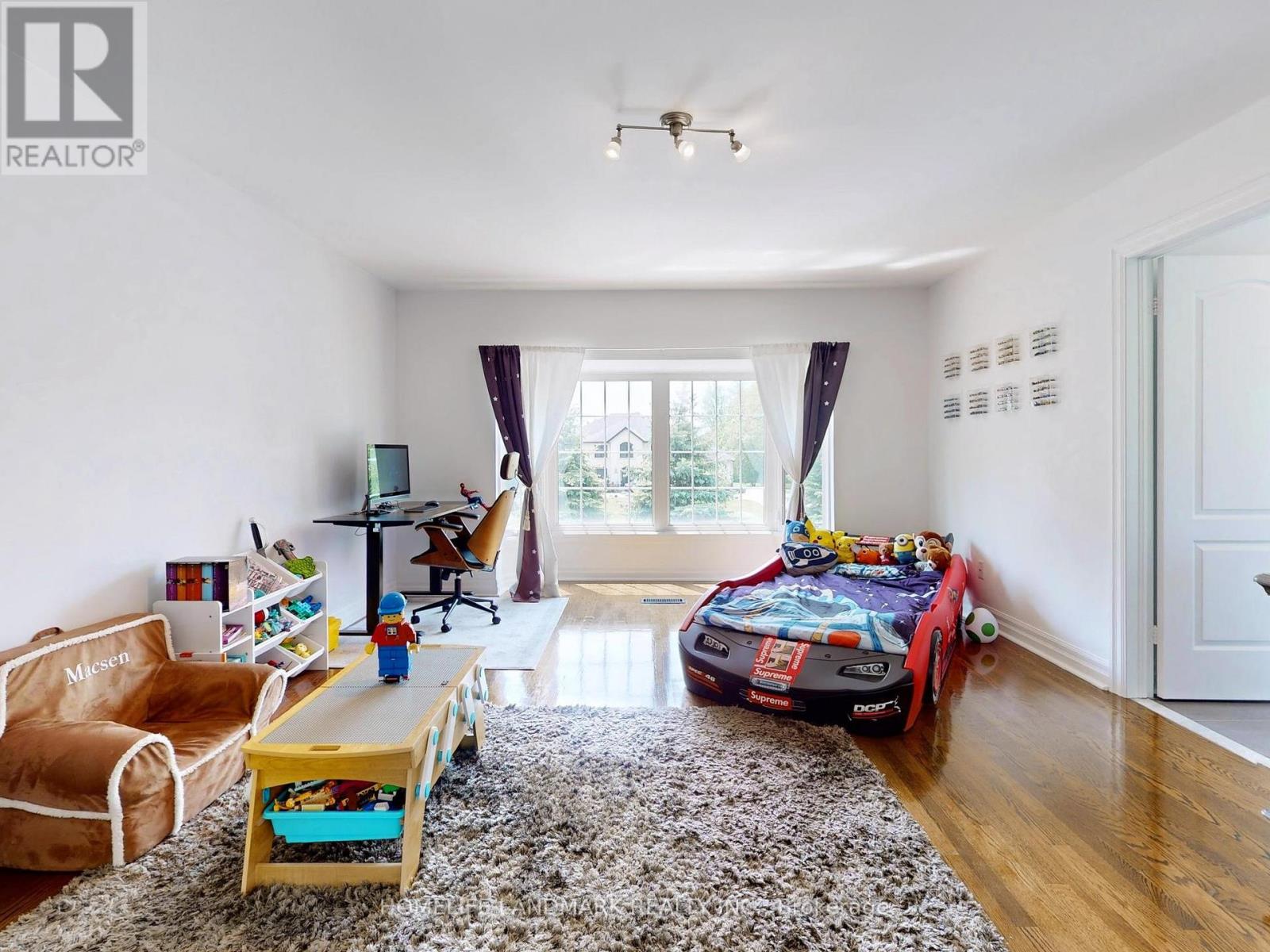 61 SHERRICK DRIVE - 34