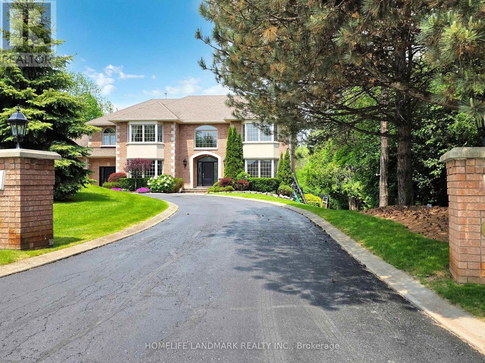 61 SHERRICK DRIVE - 4