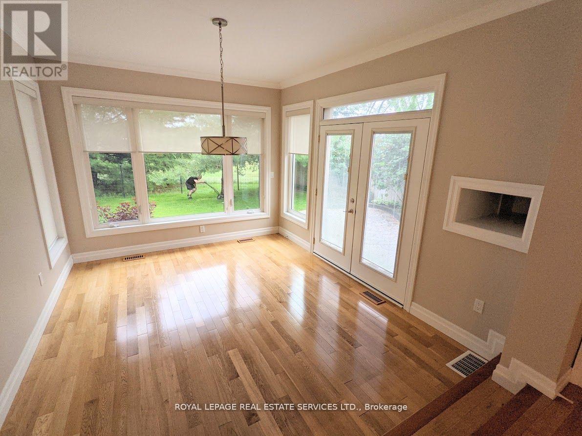1602 LINCOLNSHIRE BOULEVARD - 12