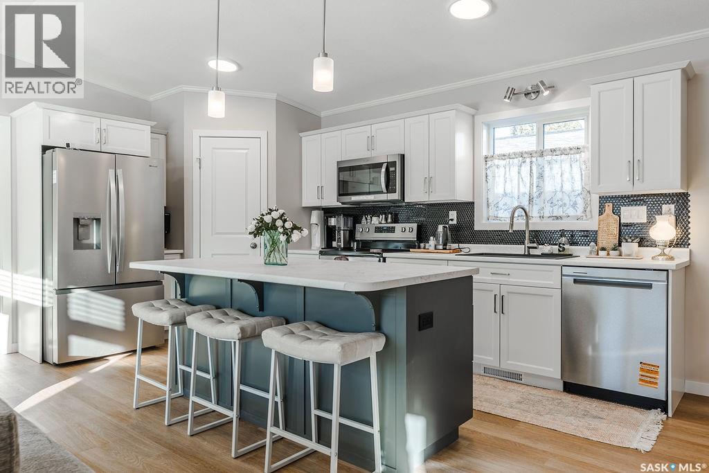 Single Family House Bungalow for Sale in  Parkdale ROAD Saskatoon 