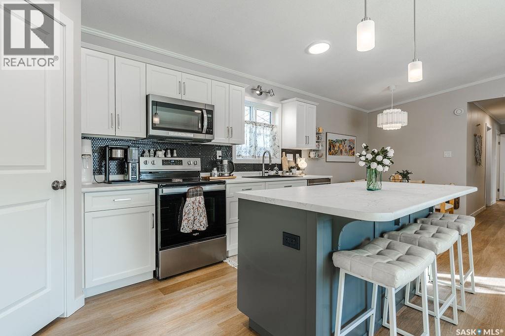 Single Family House Bungalow for Sale in  Parkdale ROAD Saskatoon 