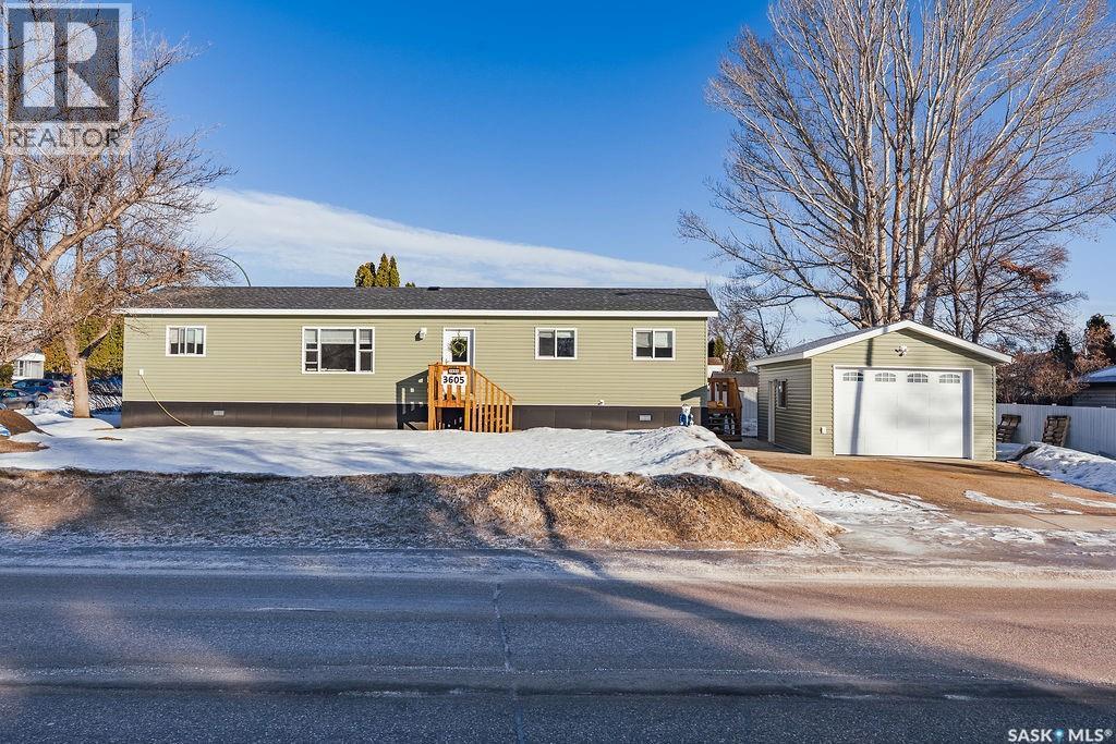 Single Family House Bungalow for Sale in  Parkdale ROAD Saskatoon 