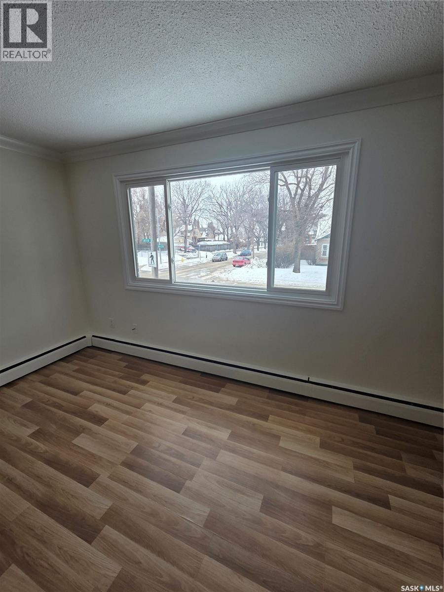 #7 833 B AVENUE N - 14