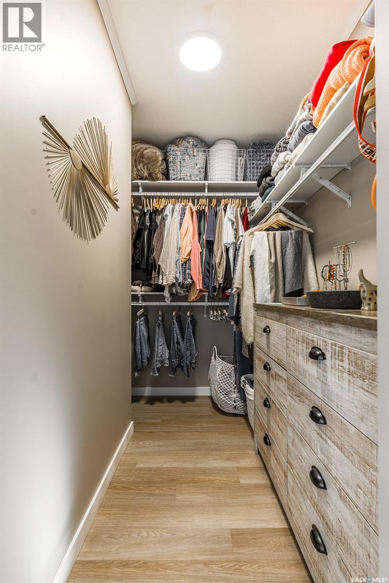 Single Family House Bungalow for Sale in  Parkdale ROAD Saskatoon 