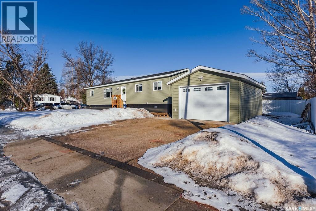 Single Family House Bungalow for Sale in  Parkdale ROAD Saskatoon 