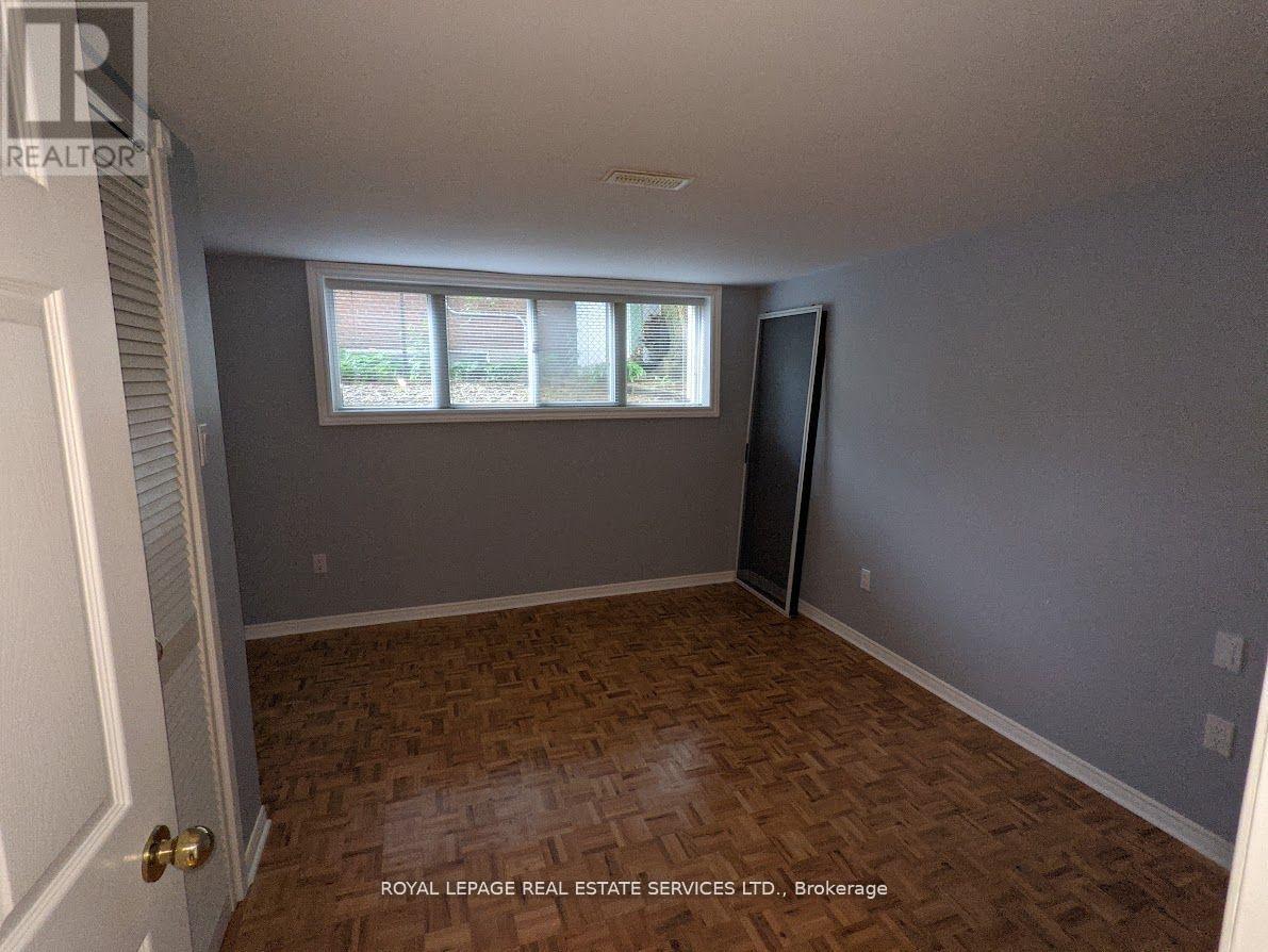 1602 LINCOLNSHIRE BOULEVARD - 23