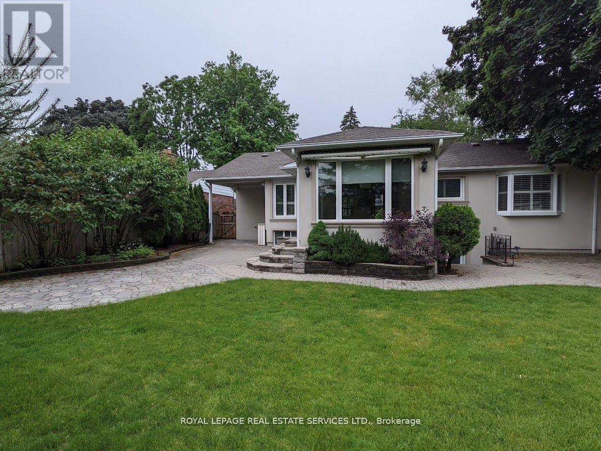 1602 LINCOLNSHIRE BOULEVARD - 29
