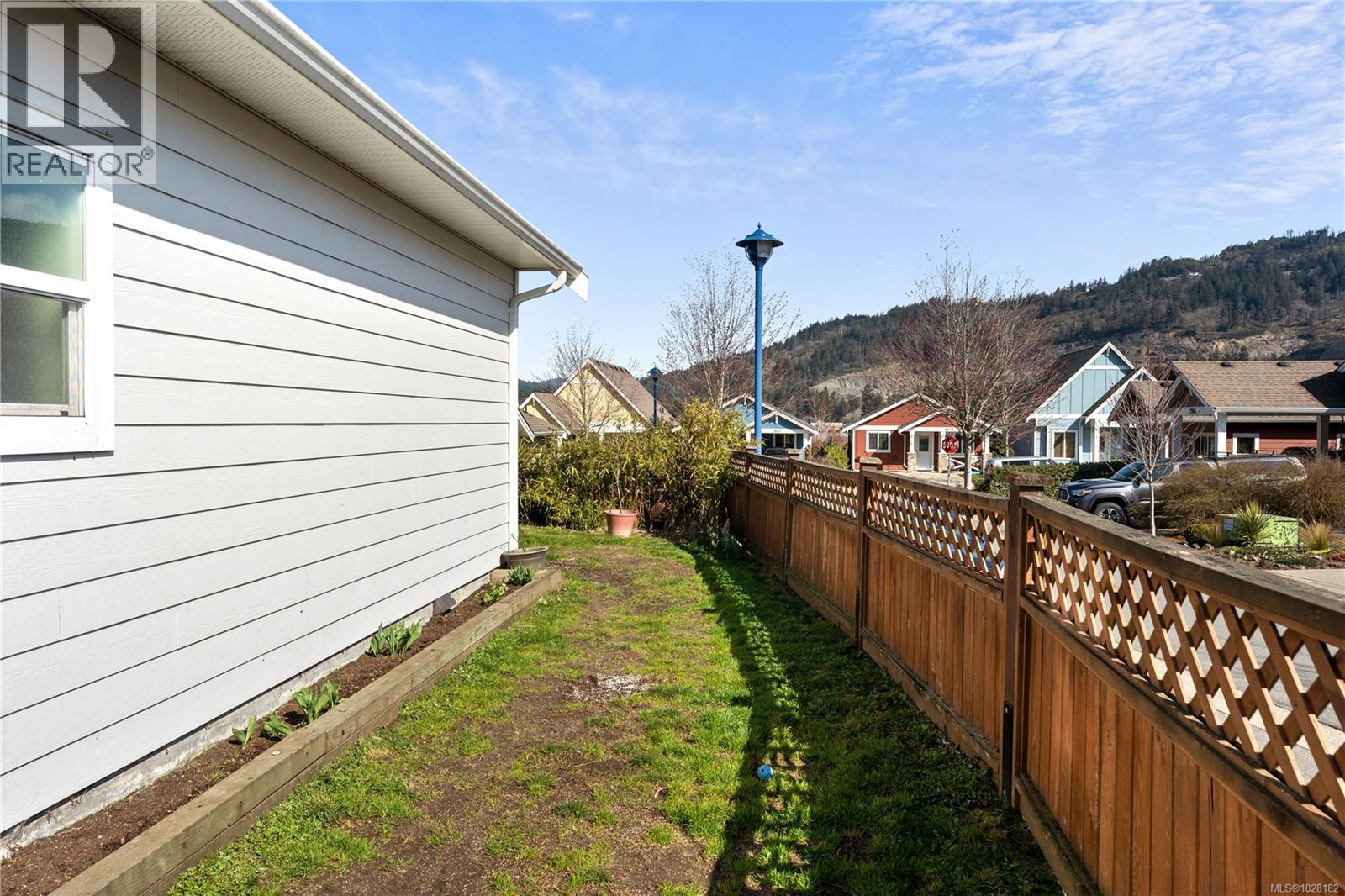  2853 Orange Blossom Crescent, Langford