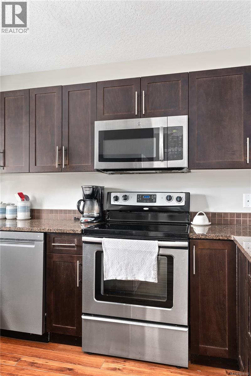  2853 Orange Blossom Crescent, Langford