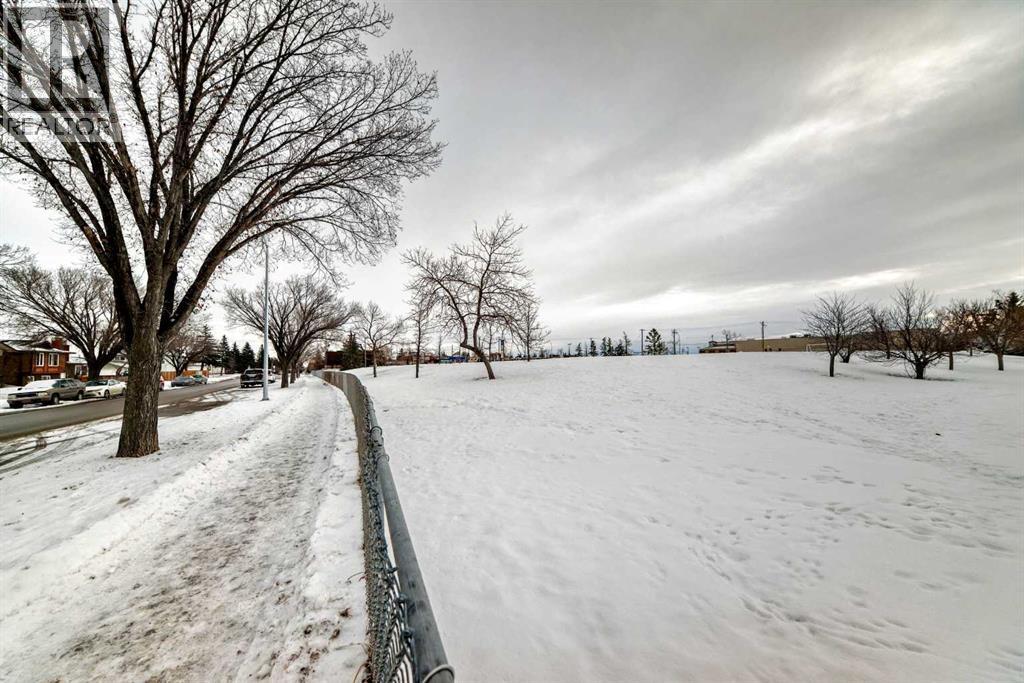 Single Family House for Sale in   Bergen Road NW Beddington Heights Calgary 