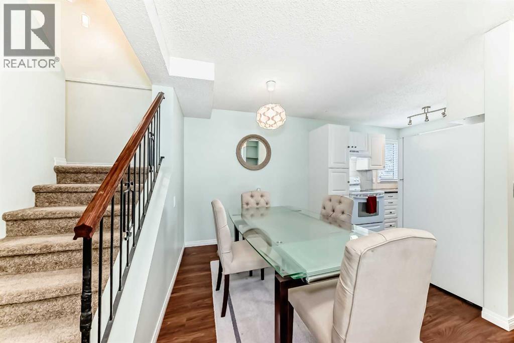 Single Family House for Sale in   Bergen Road NW Beddington Heights Calgary 
