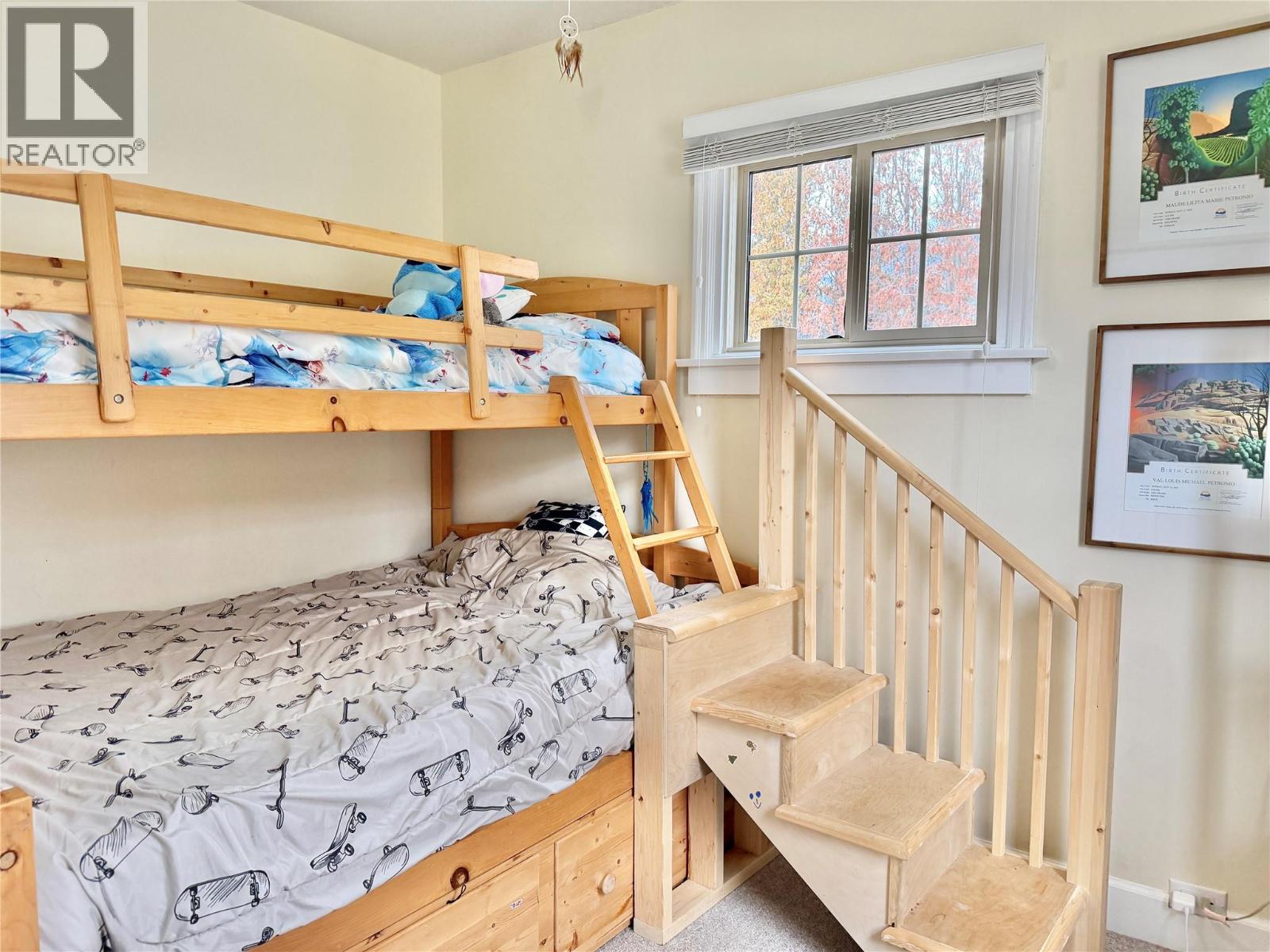 650 School Avenue, Oliver