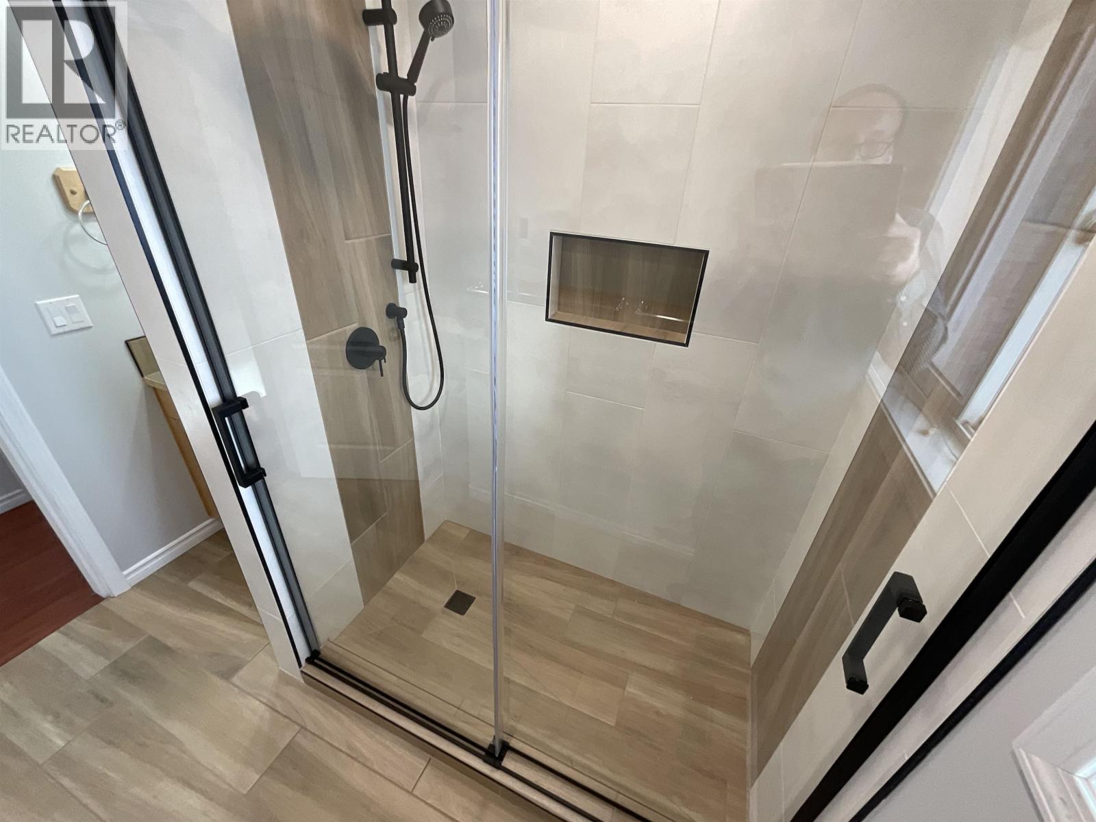 9916 111 AVENUE - 18