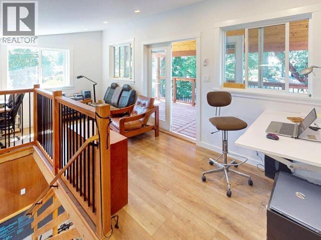 5405 MANSON AVE, Powell River