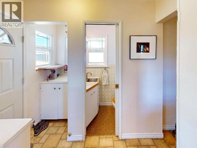 5405 MANSON AVE, Powell River