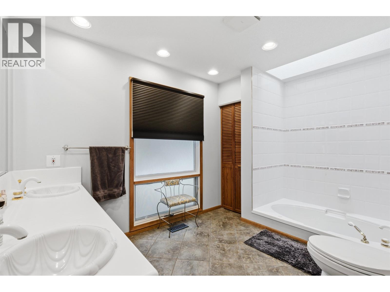 154 COUNTRY CLUB BOULEVARD, Williams Lake